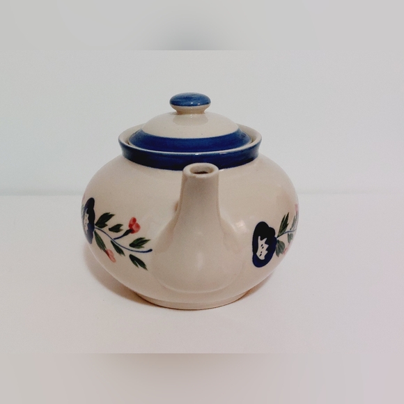 Vintage DesignPac Inc. Farmhouse Hand Painted Floral Teapot - Picture 8 of 14